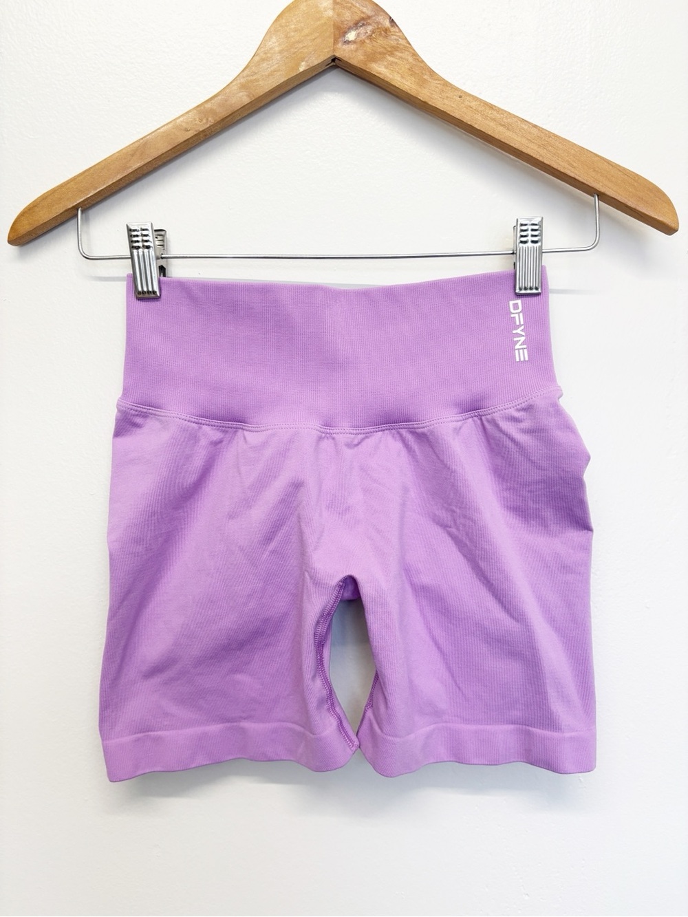 DFYNE Workout Shorts Activewear Lavender Color Size Small